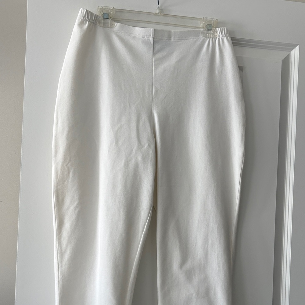 Women with Control White Capris